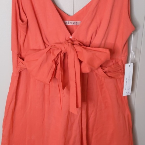 Velvet by Graham and Spencer sleeveless tie front blouse - Picture 3 of 6